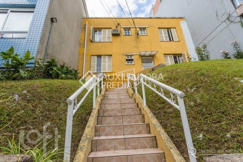 Image 9 - 224229